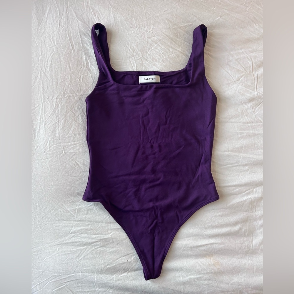 Aritzia & Babaton Contour Squareneck Bodysuit Size S